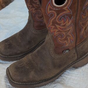 Justin Boots Tan and Brown Leather Cowboy Boots